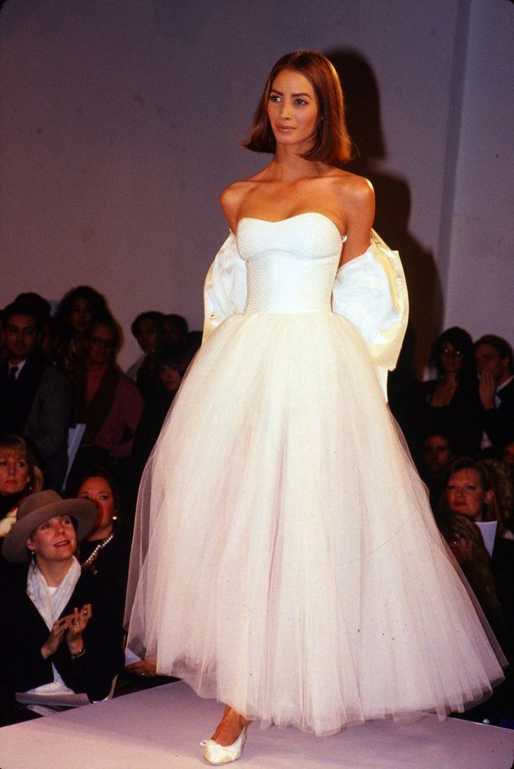 VERA WANG | US 9