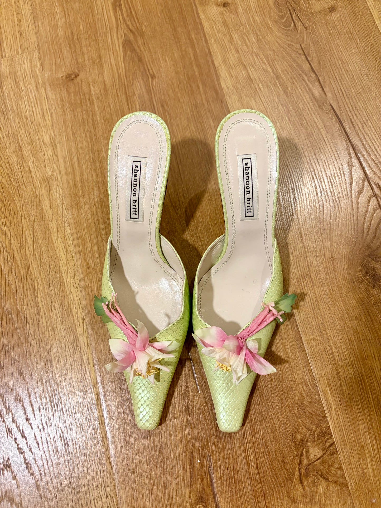 the Allie | custom heel