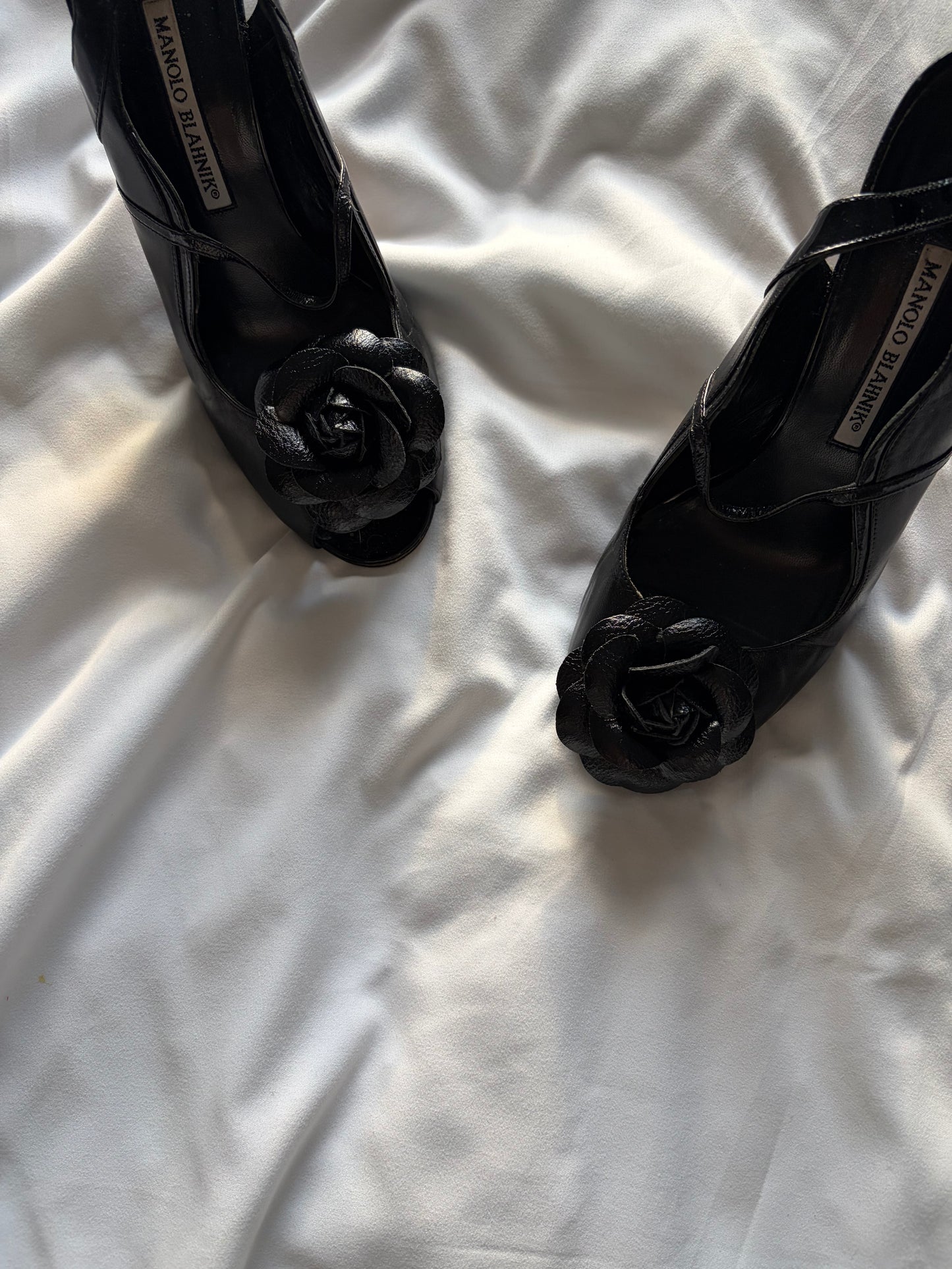 MANOLO BLAHNIK | US 9