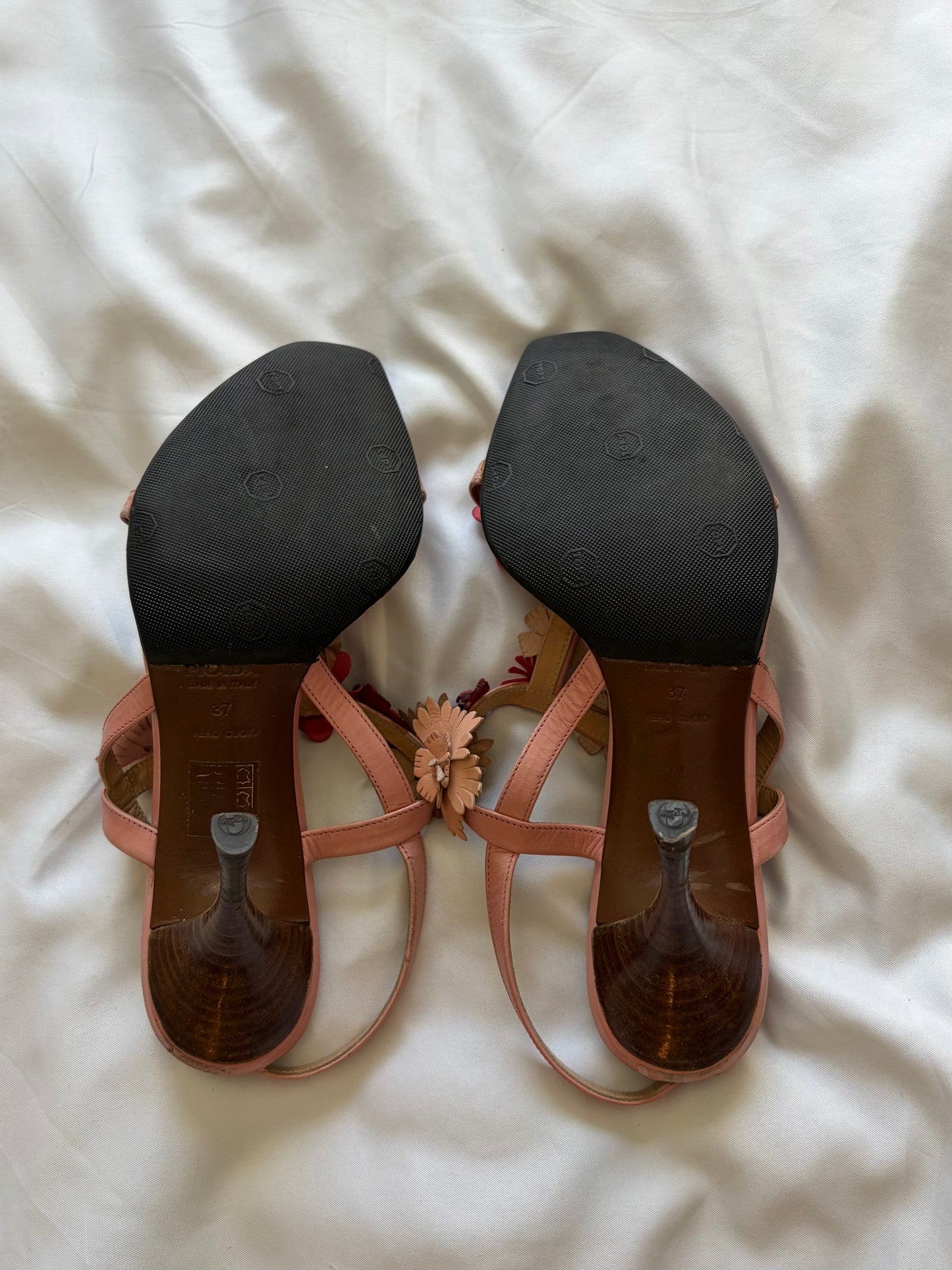 PRADA | US 7