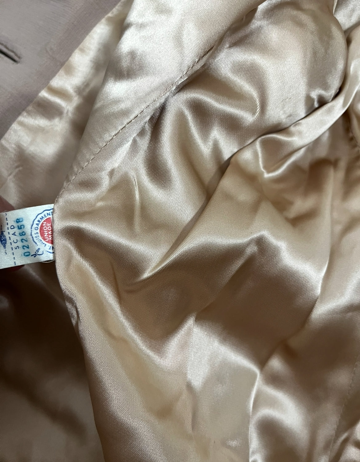 butterscotch overcoat| 70s cream belted coat | size M-L