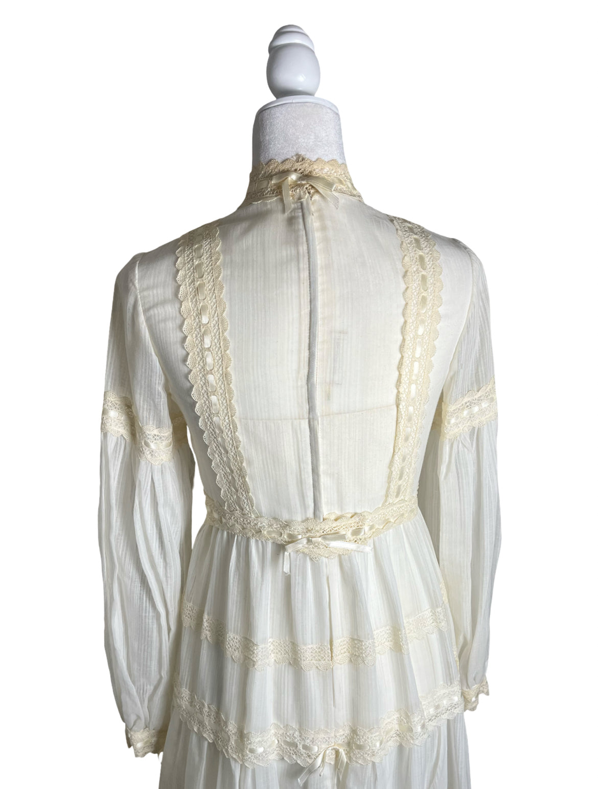 70s | angelic victorian revival gown | S-M