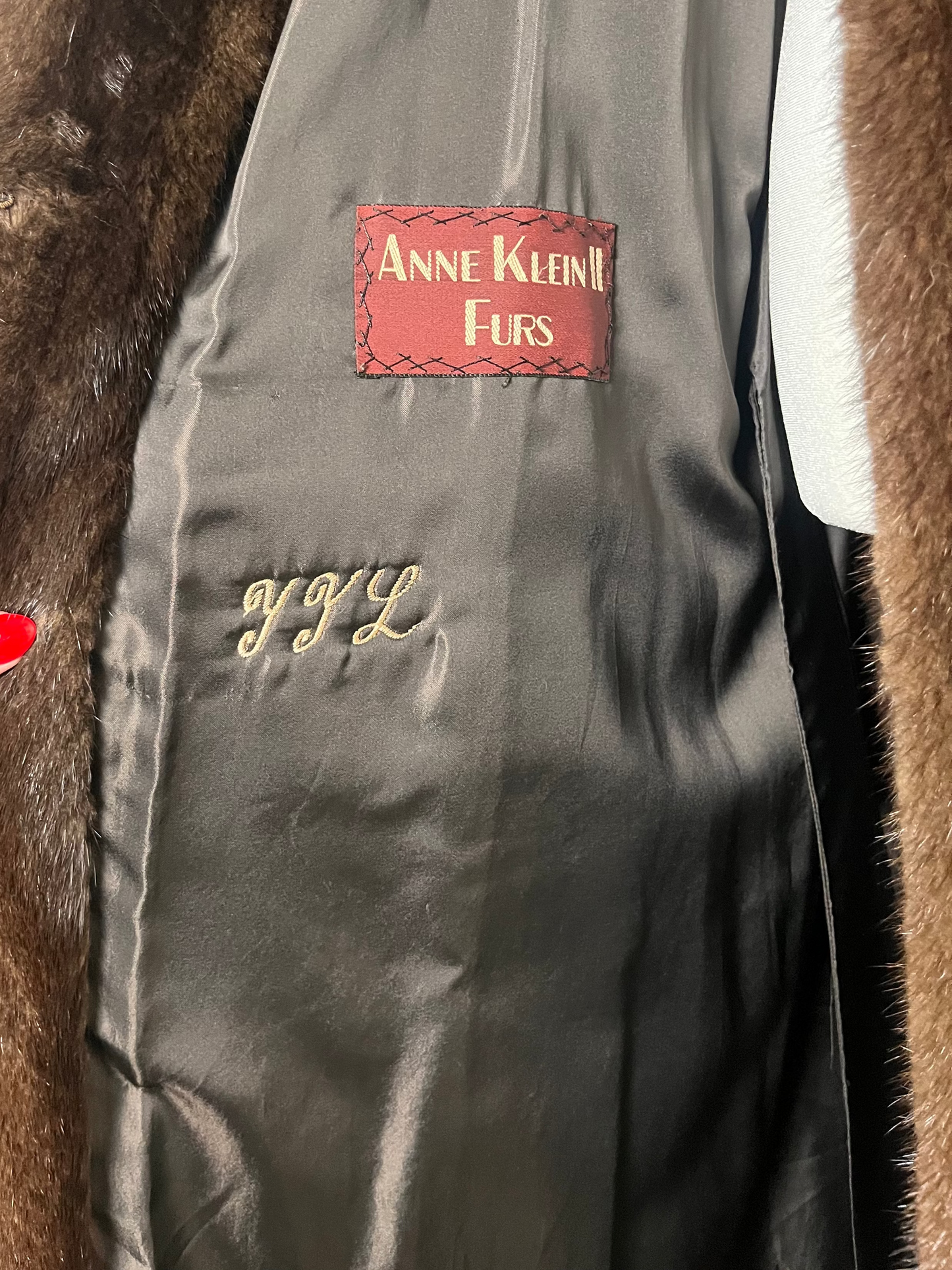 ann klein heirloom mink | size L-XL