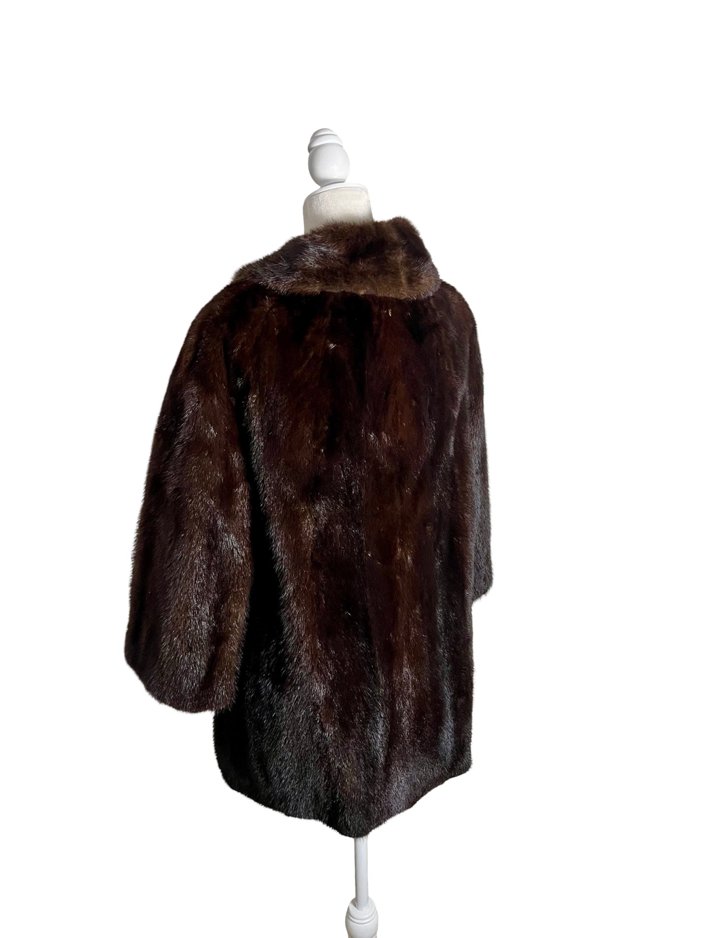 the daily luxury | 1960s mid-length mink | S-M