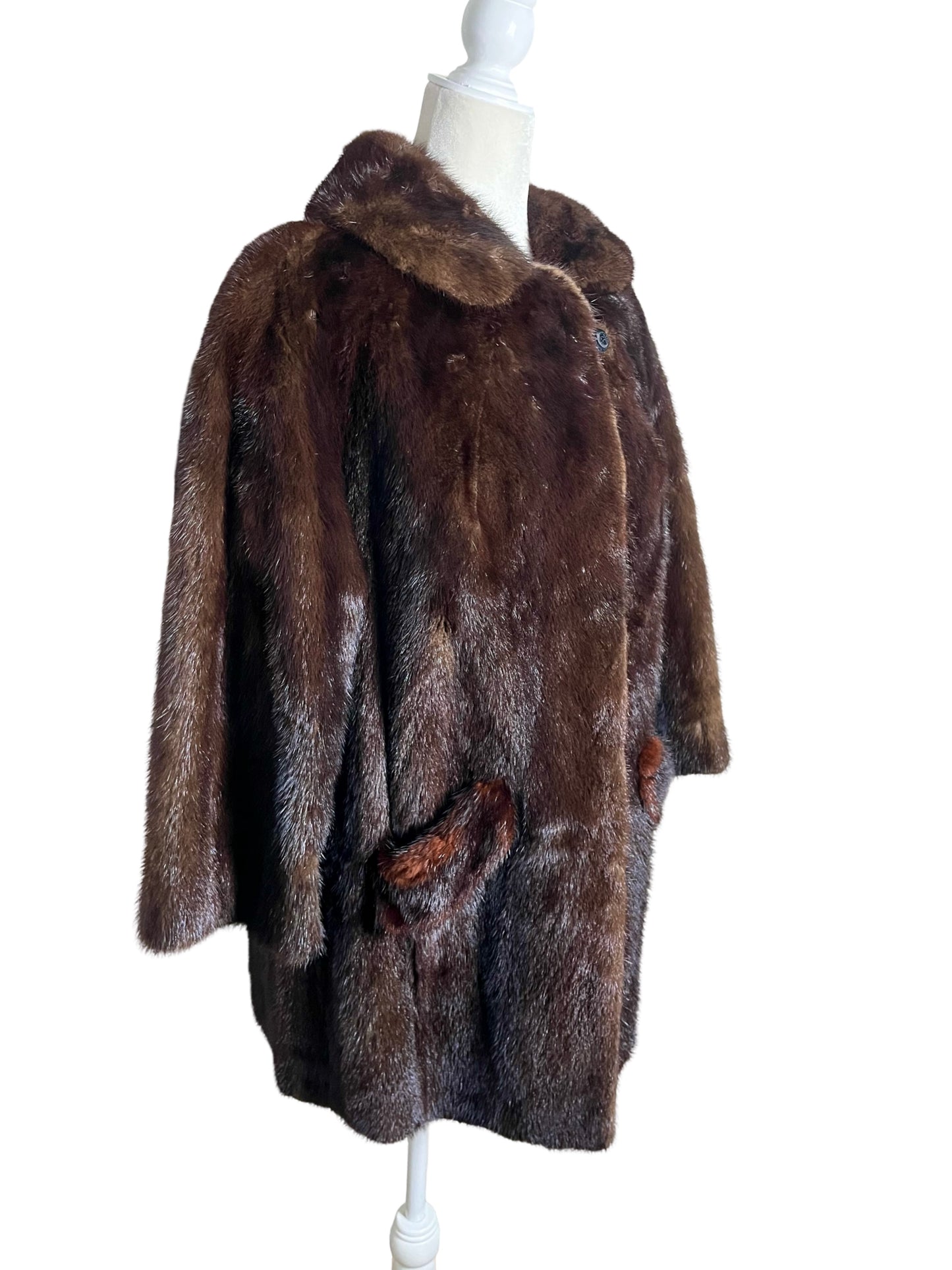 the daily luxury | 1960s mid-length mink | S-M