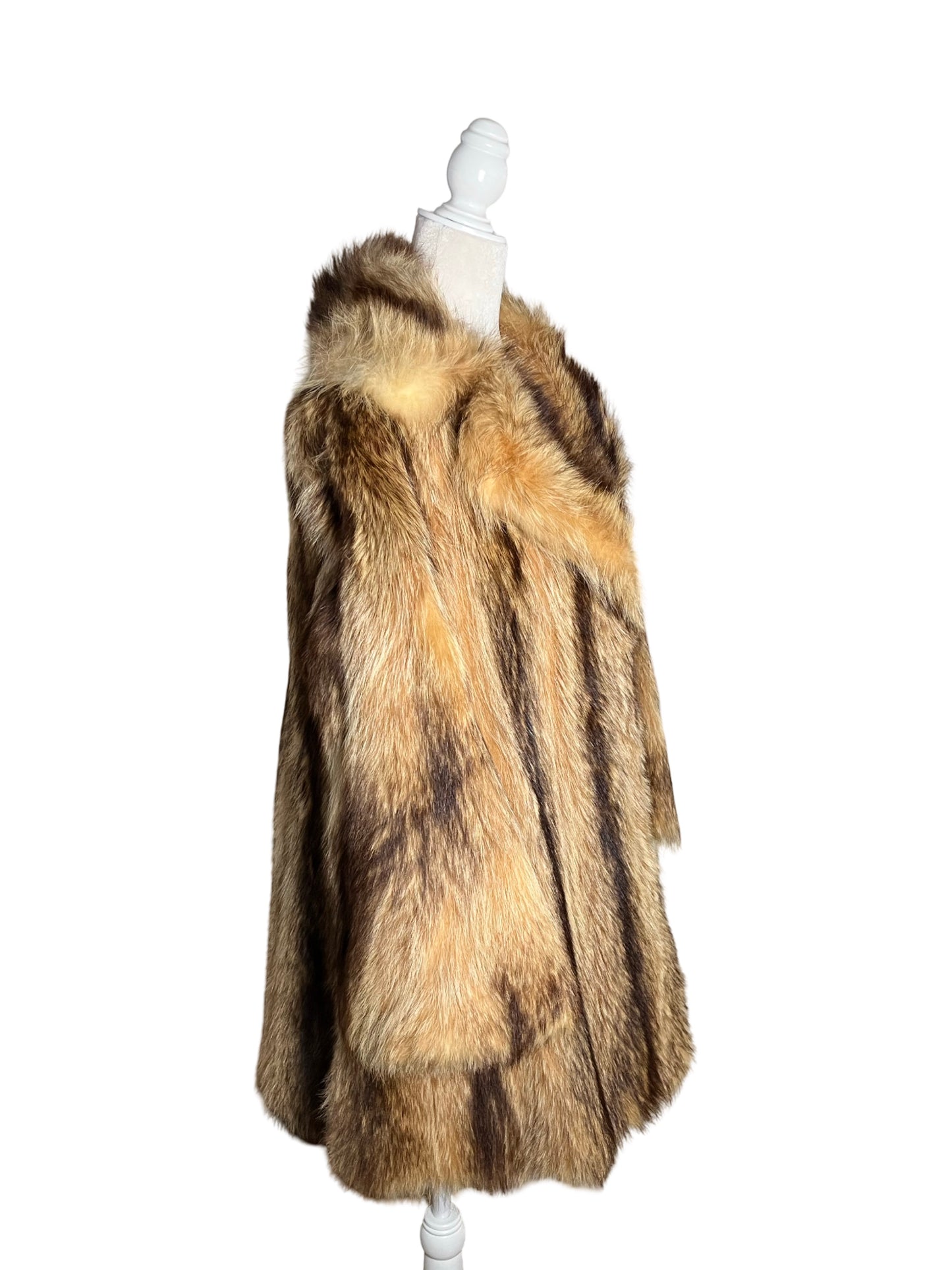 strawberry blonde | 70s raccoon fur | size S-M